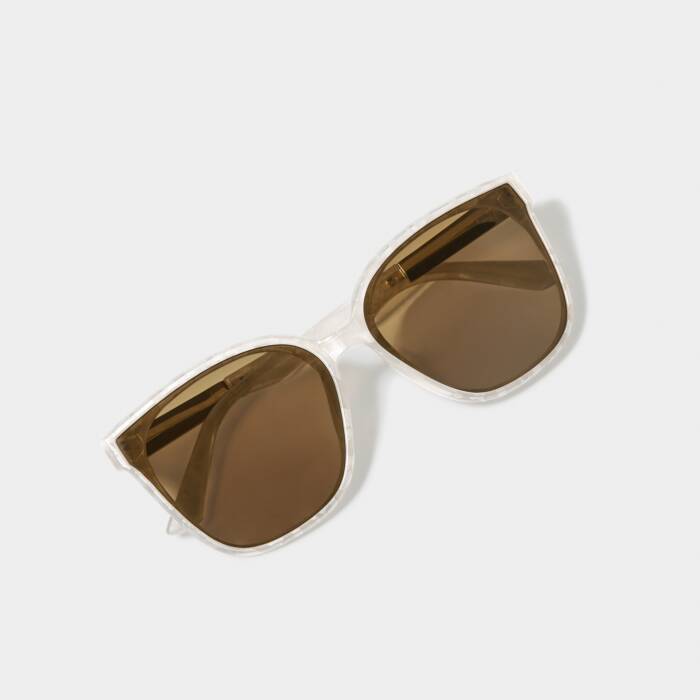 Savannah White Sunglasses