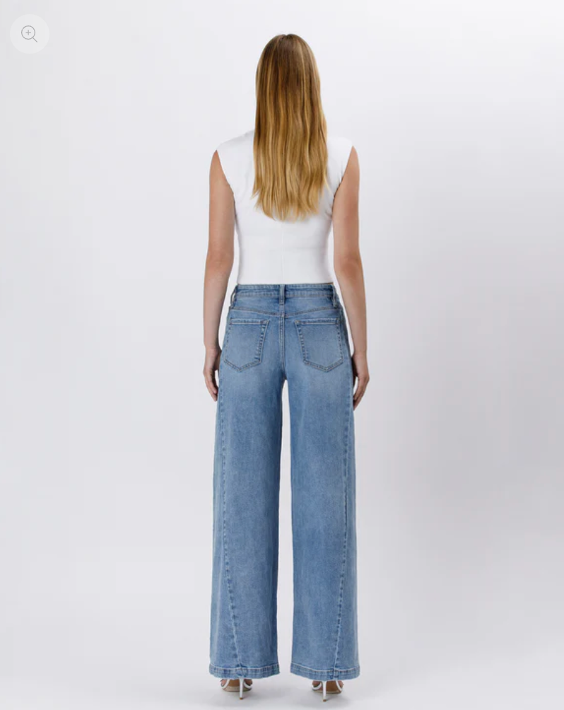 Vervet by Flying Monkey Enthuse Jean