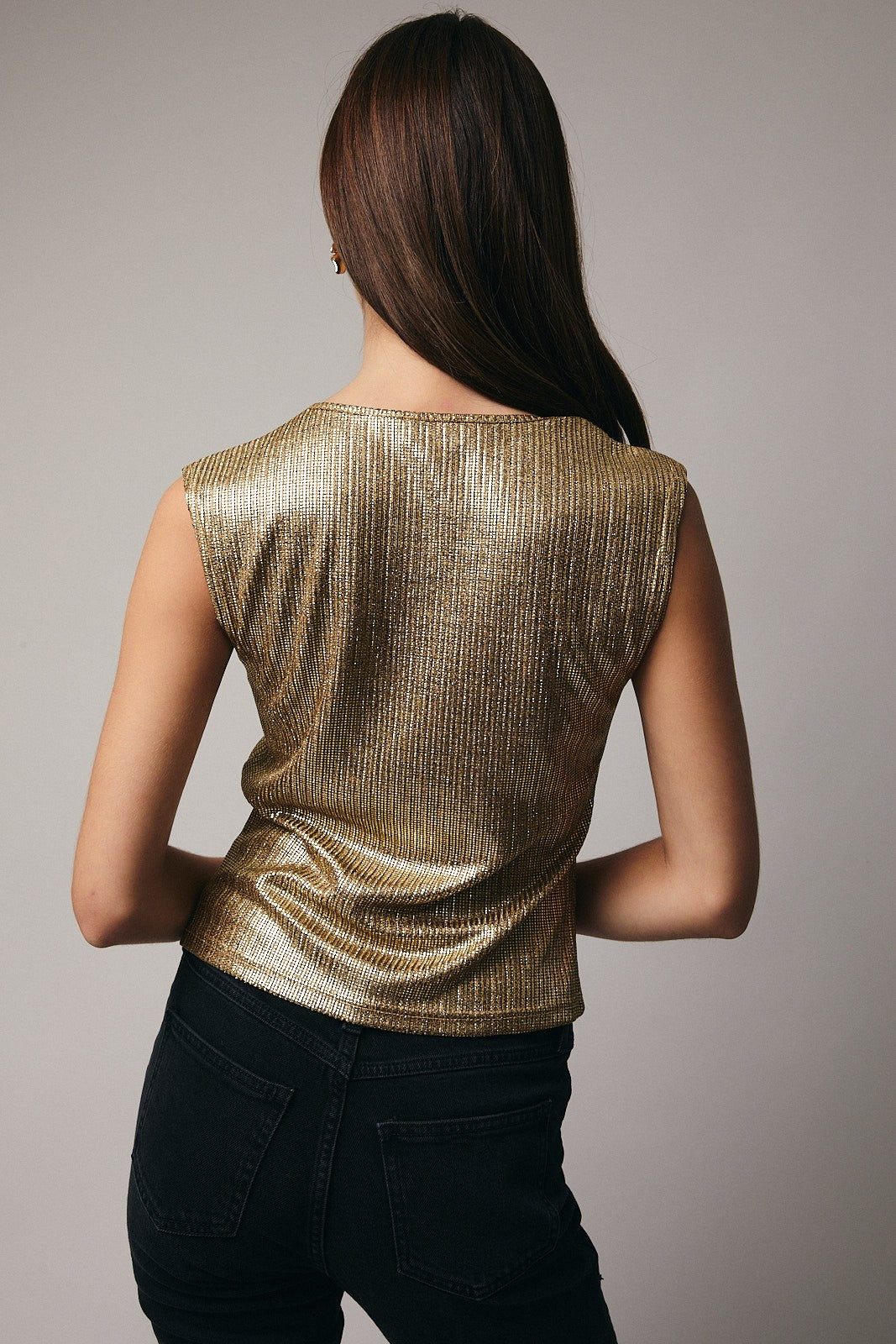 Round Neck Glitter Top